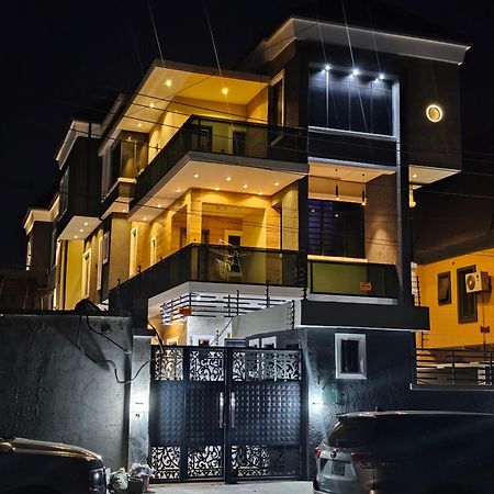 Sapphire Residences By Crystal Magodo Ikeja Exterior photo