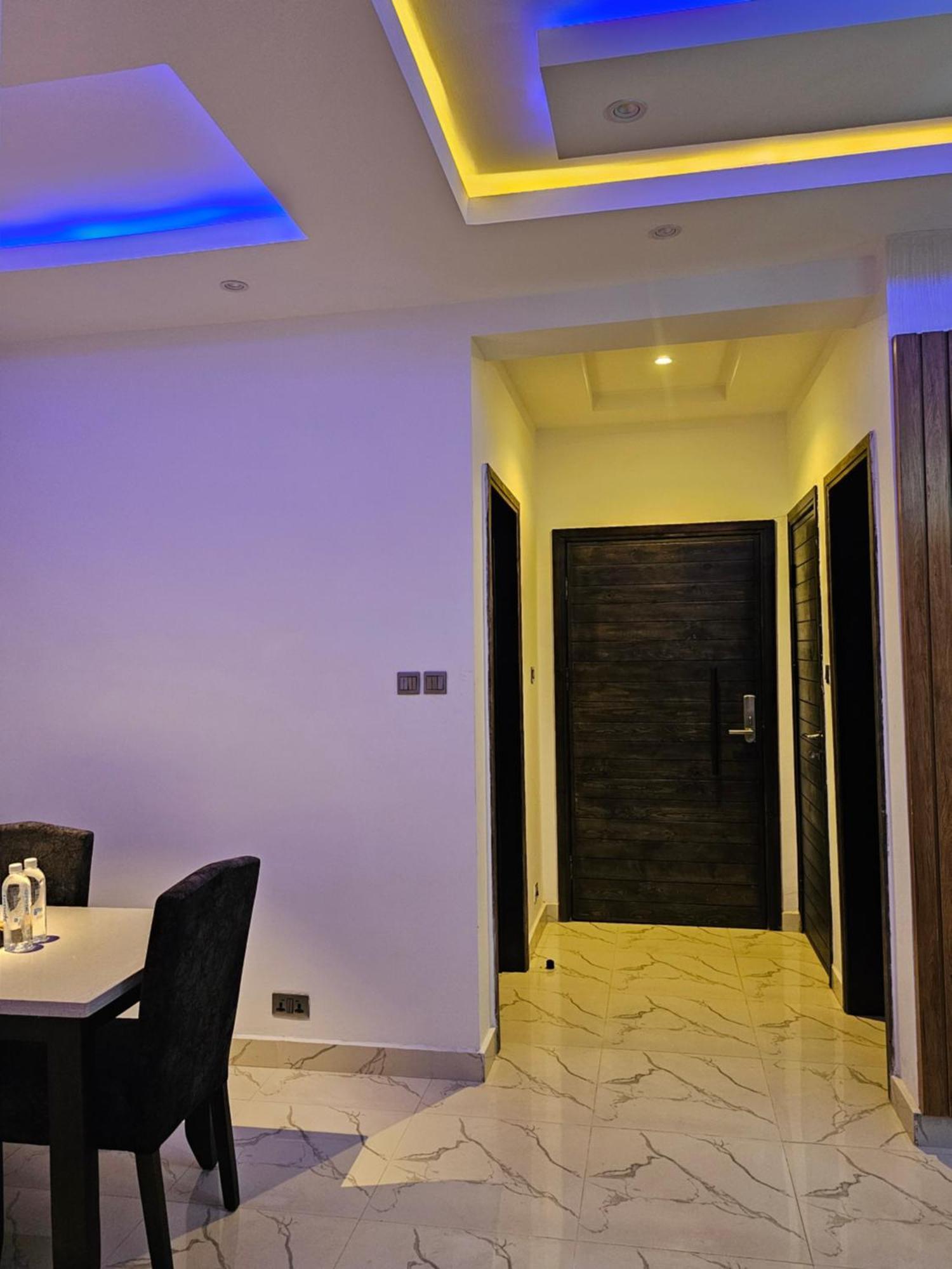 Sapphire Residences By Crystal Magodo Ikeja Exterior photo